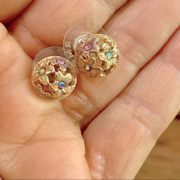 RMN Classic Cloisonné Flower CZ Ear Studs - Picture 1 of 5